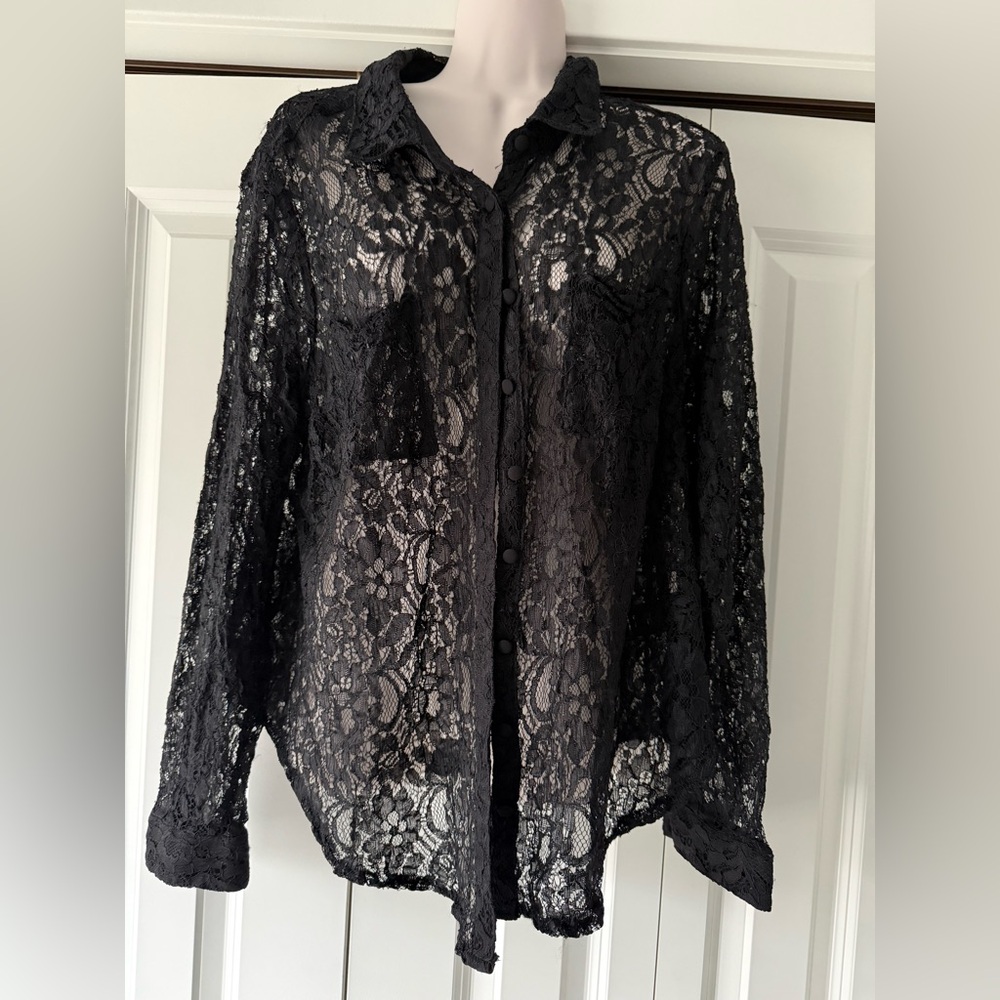 Torrid black lace sheer blouse top 1X goth